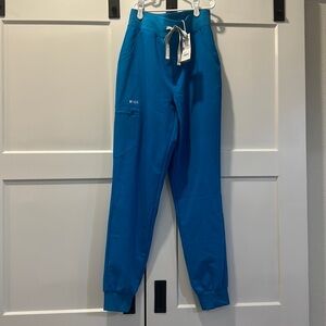 FIGS NWT high waisted Zamora joggers and Catarina top- extreme blue